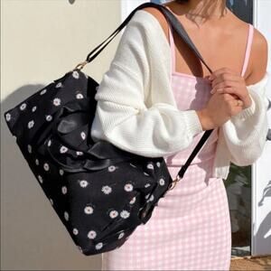 NWT Alice + Olivia Sunflower Floral Daisy Duffle Bag Minimalist Cute FB10
